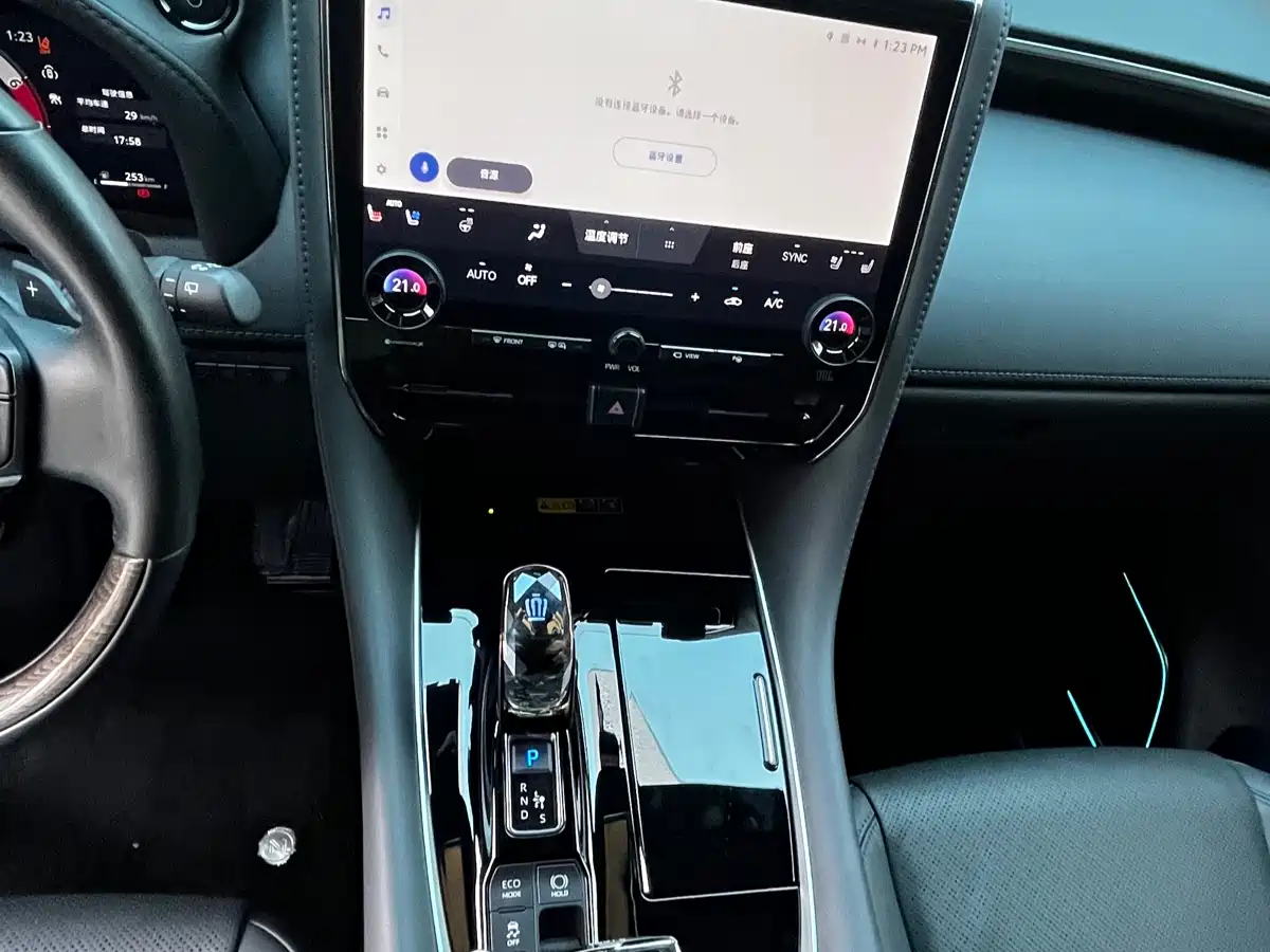 Toyota Vellfire 2024 Crown Hybrid 2.5L Premium Edition фото 15
