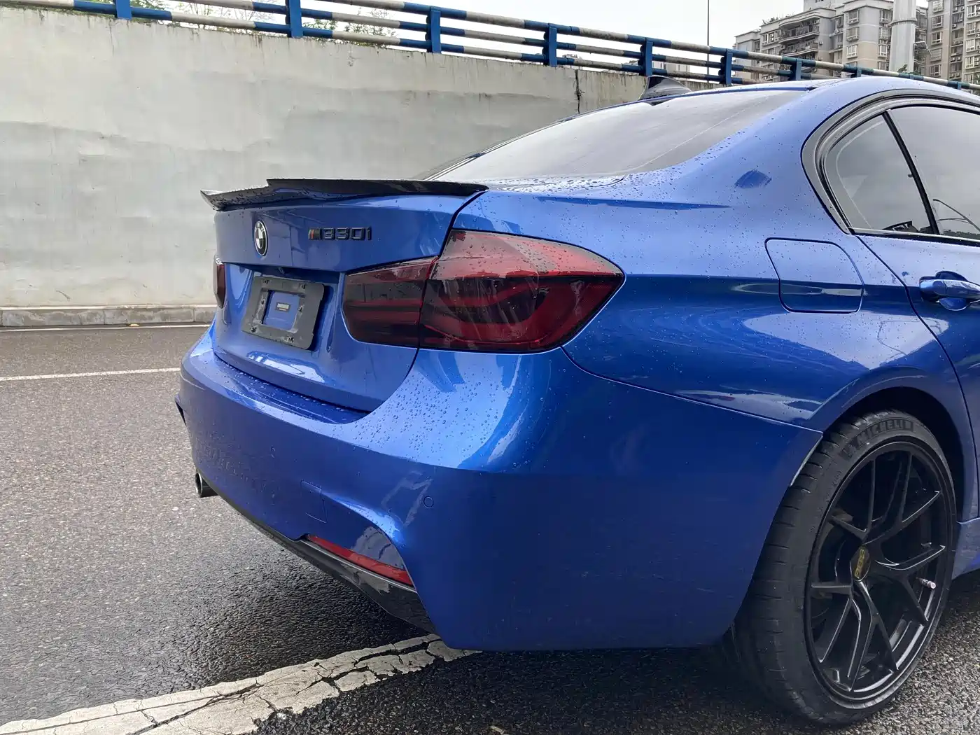 BMW 3 Series 2017 320i M Sport фото 10