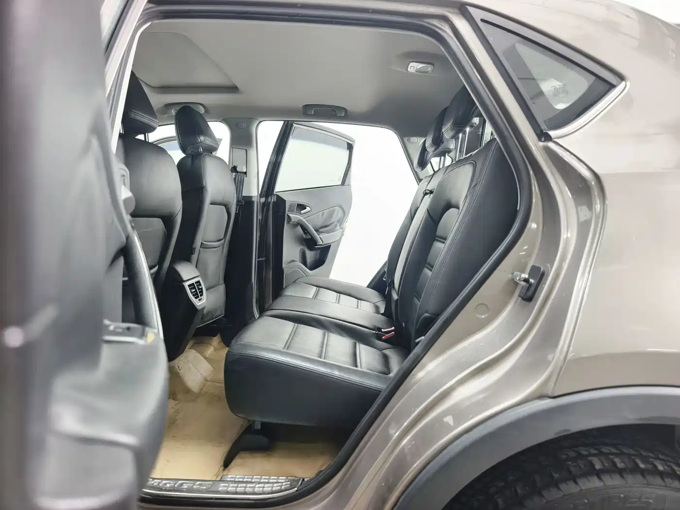 MG Roewe RX5 2015 2015 1.5TGI TST Luxury Edition