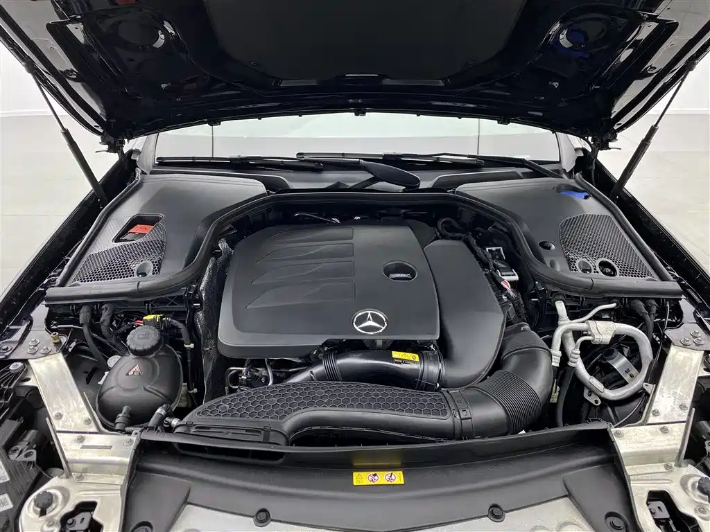 Mercedes-Benz E-Class 2023 E 300 L Fashion фото 26