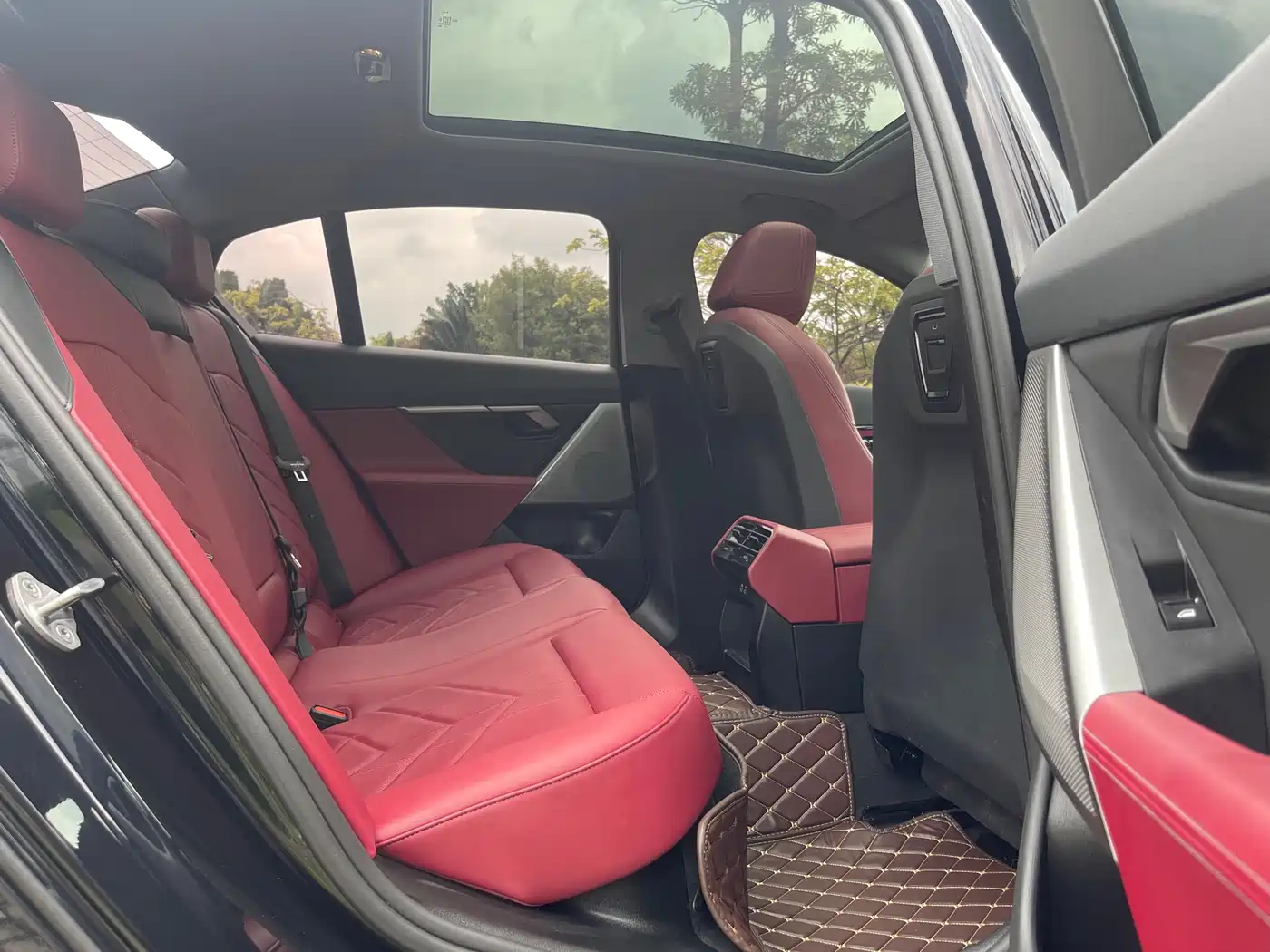 BMW 5 Series (Import) 2024 Model 525i M Sport Package фото 14