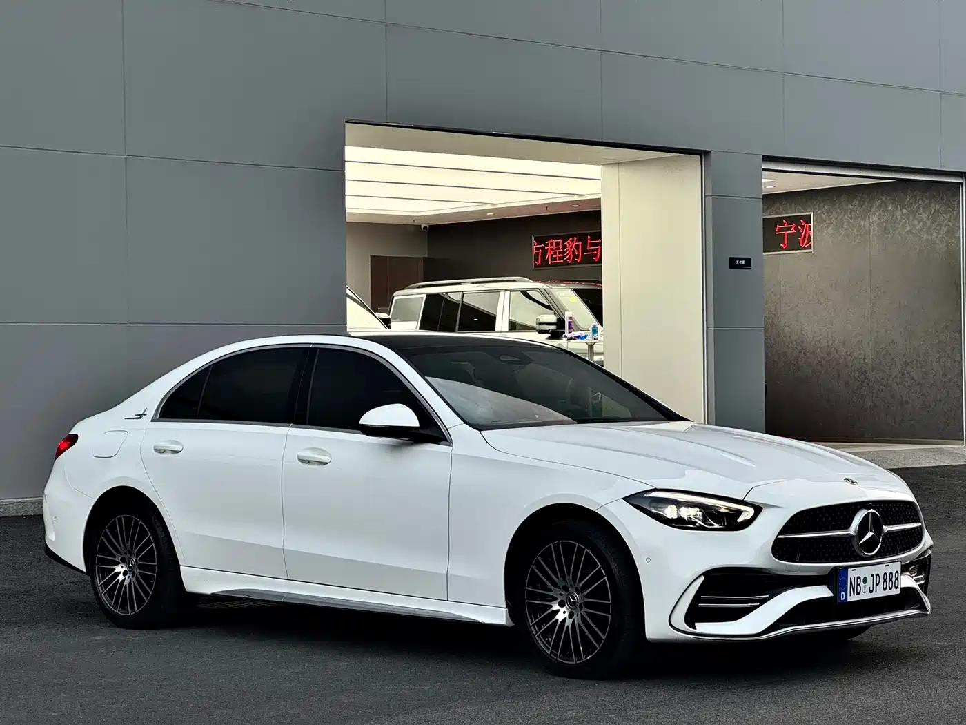 Mercedes-Benz C-Class 2022 C 260 L Sport Edition фото 4