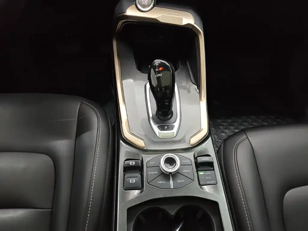 Фото 14 - Haval H6