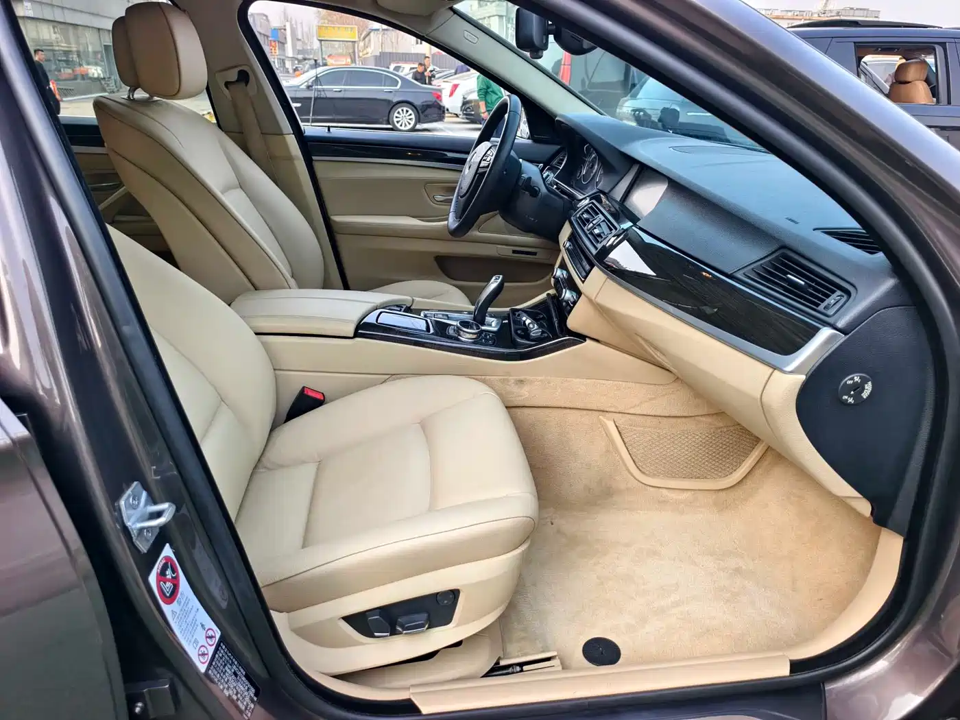 BMW 5 Series 2013 530Li Luxury фото 13
