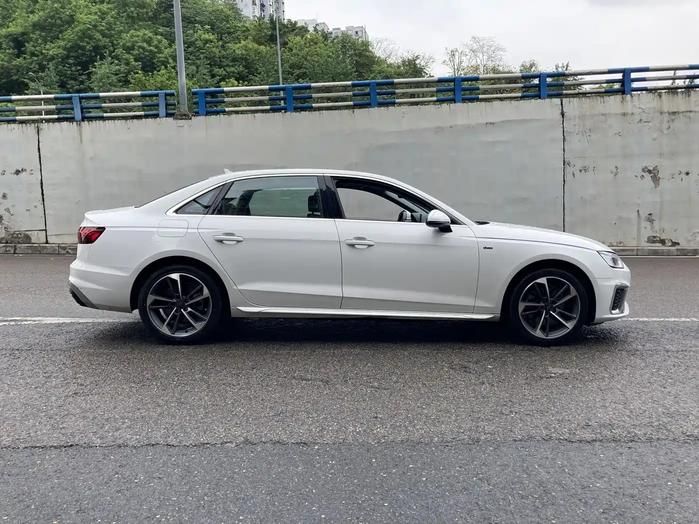 Audi A4L 2020 40 TFSI Fashion Dynamic Edition фото 13