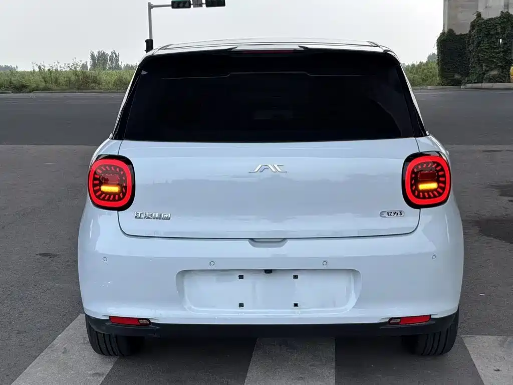JAC Yiwei Yiwei 3 2024 2024 Beloved Edition 330km Air+