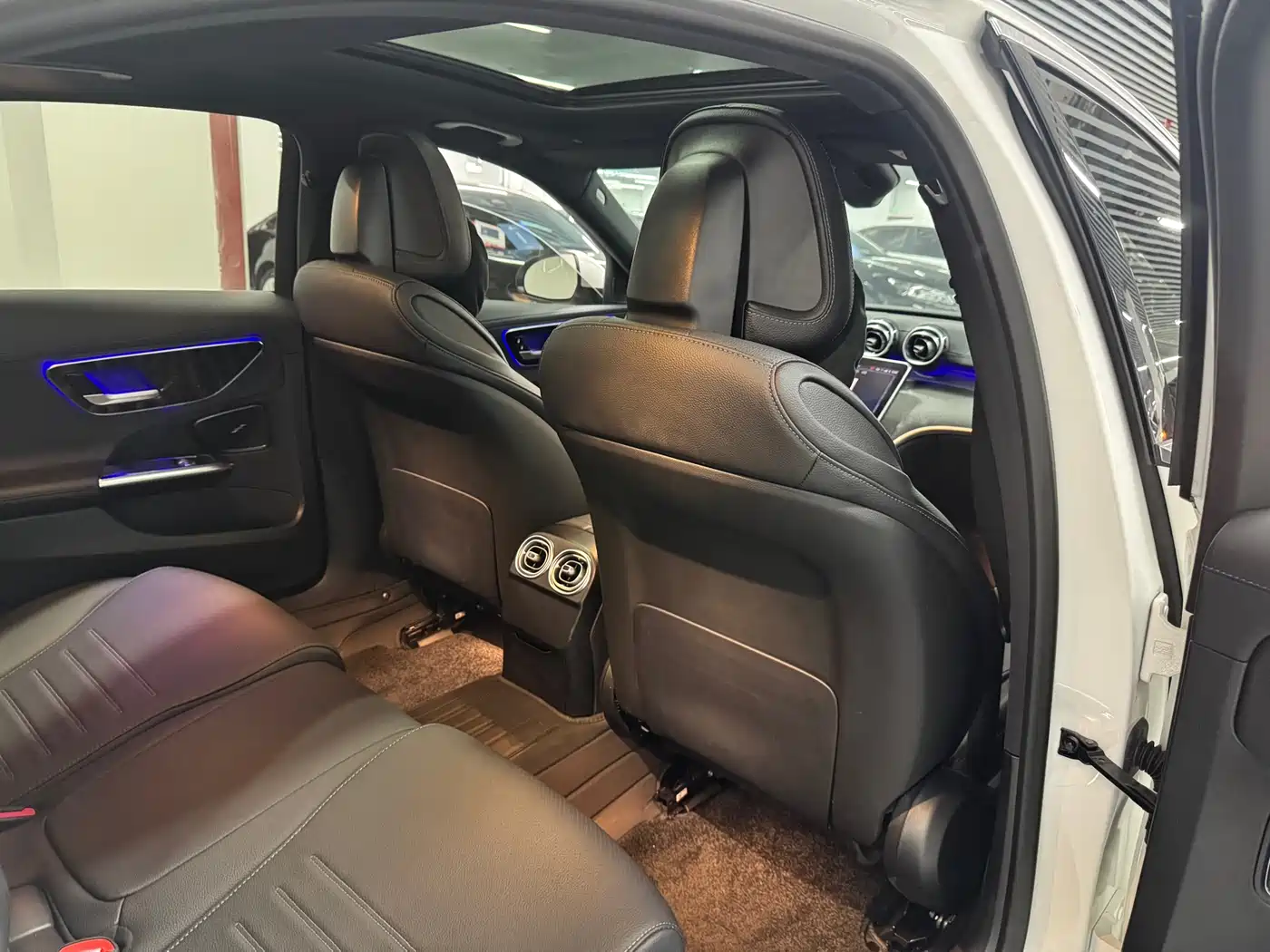 Mercedes-Benz C-Class 2023 C 260 L Sport фото 10