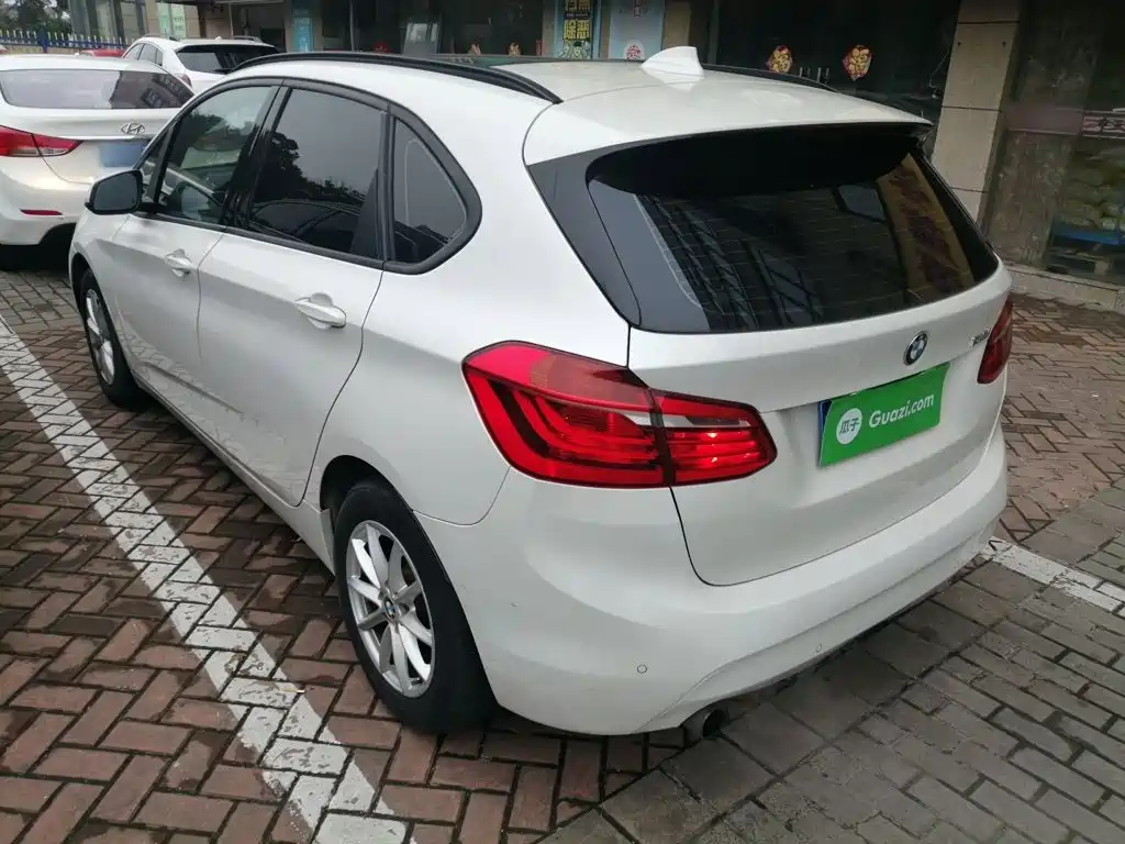 BMW 2 Series Touring 2016 2016 218i Fashion Model
