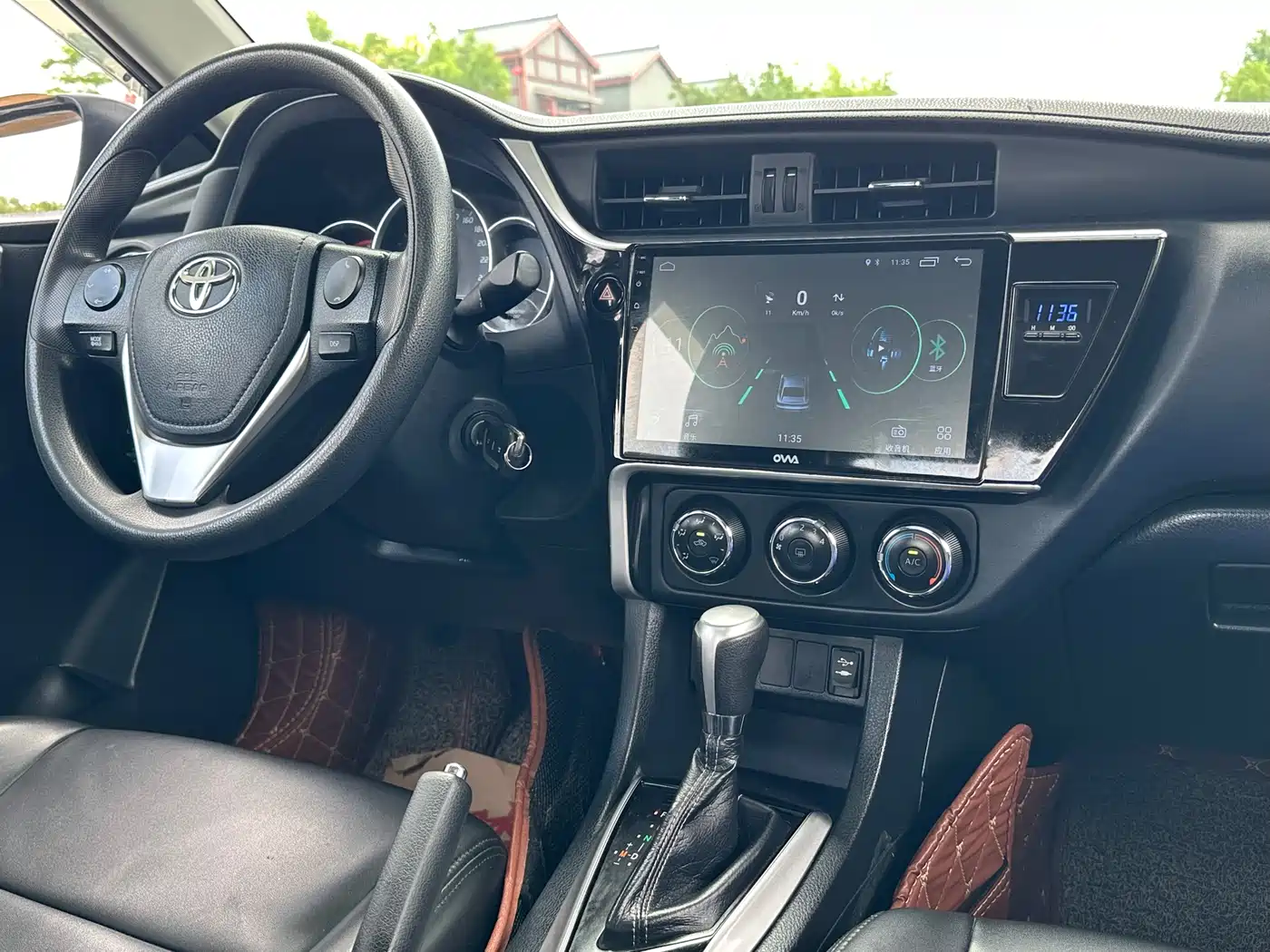 Toyota Levin 2017 Facelift 185T CVT Elite (China V) фото 18
