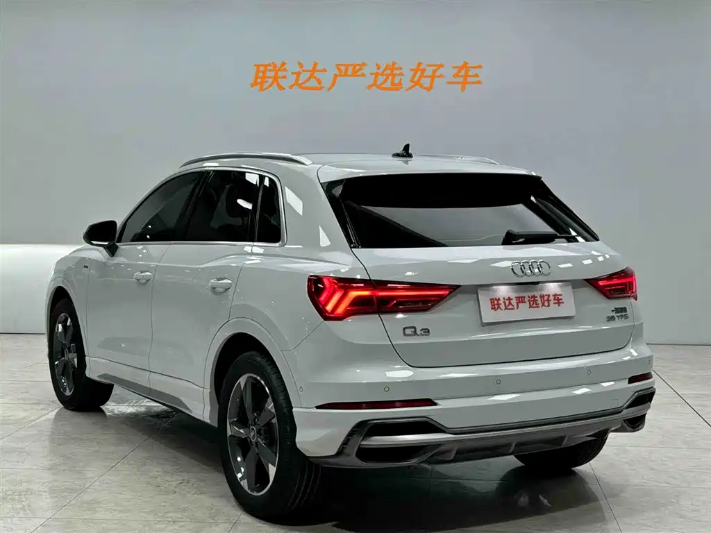 Audi Q3 2022 35 TFSI Fashion Dynamic фото 24