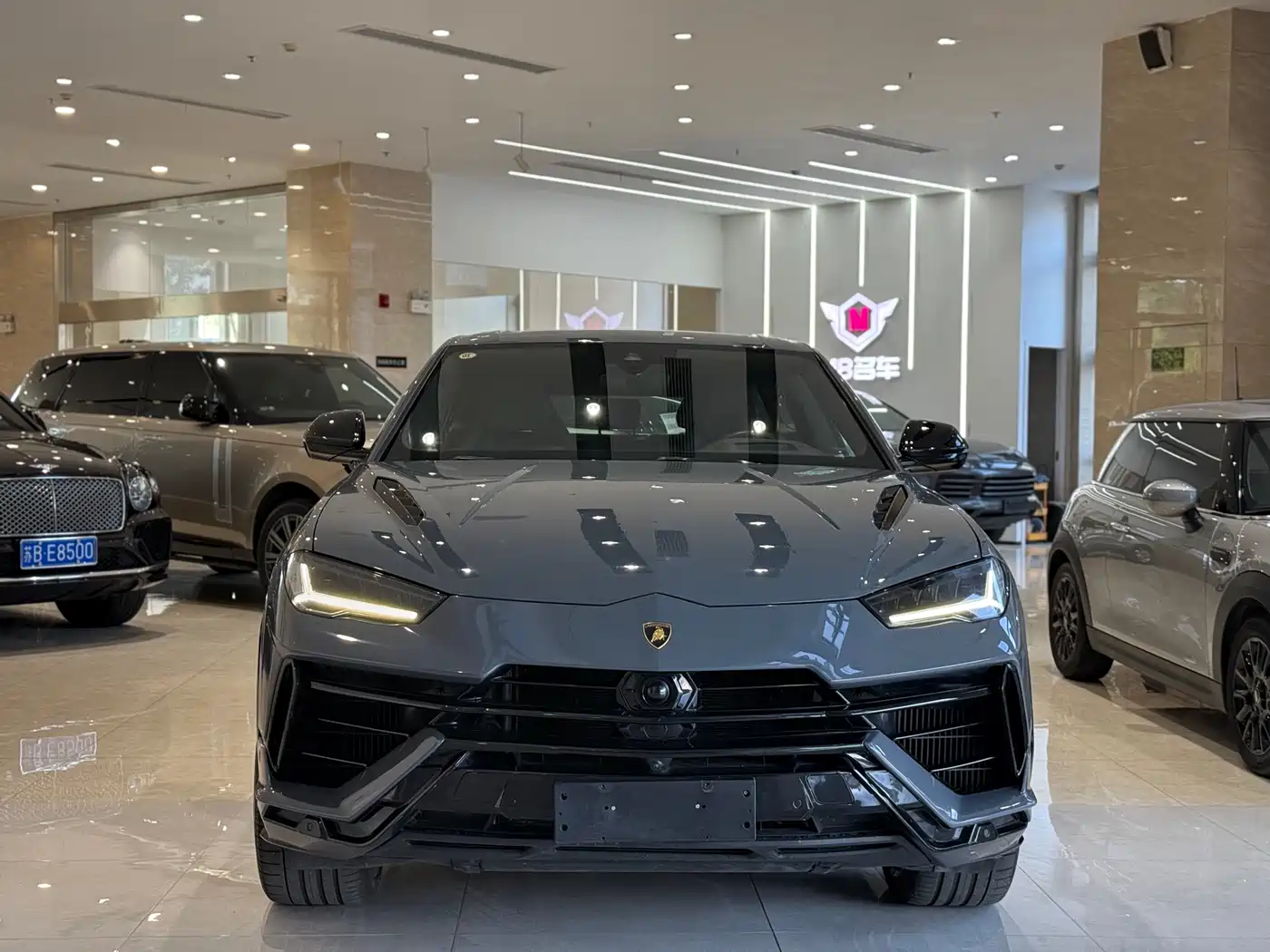 Lamborghini Urus 2023 4.0T V8 S фото 2