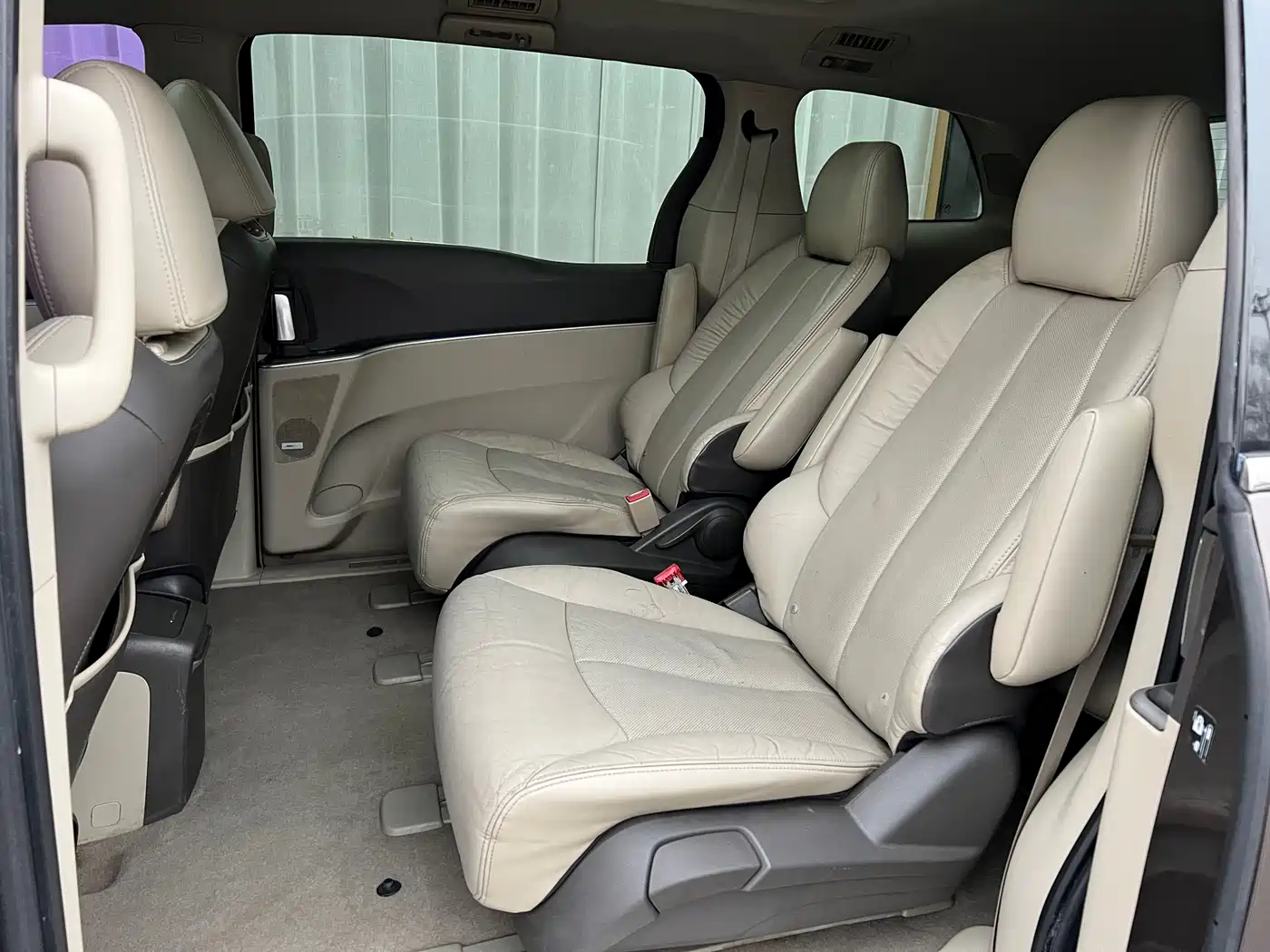 Buick GL8 2011 3.0L XT Luxury Business Flagship фото 6