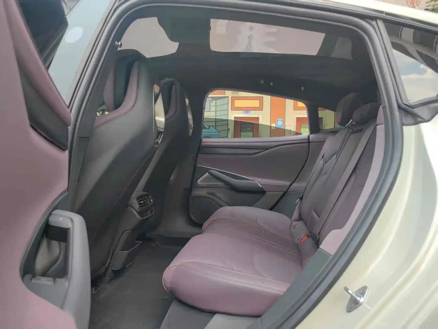 Xiaomi Auto Xiaomi SU7 2024 AWD Extended Range Advanced Smart Driving Max Edition фото 6