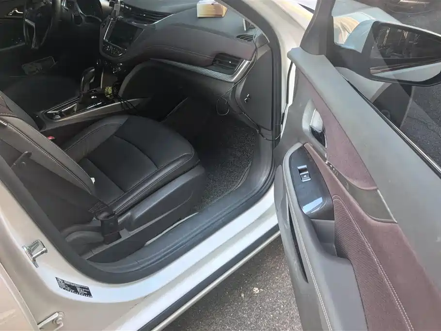 Chevrolet Malibu 2017 1.5T Automatic Luxury Edition фото 8