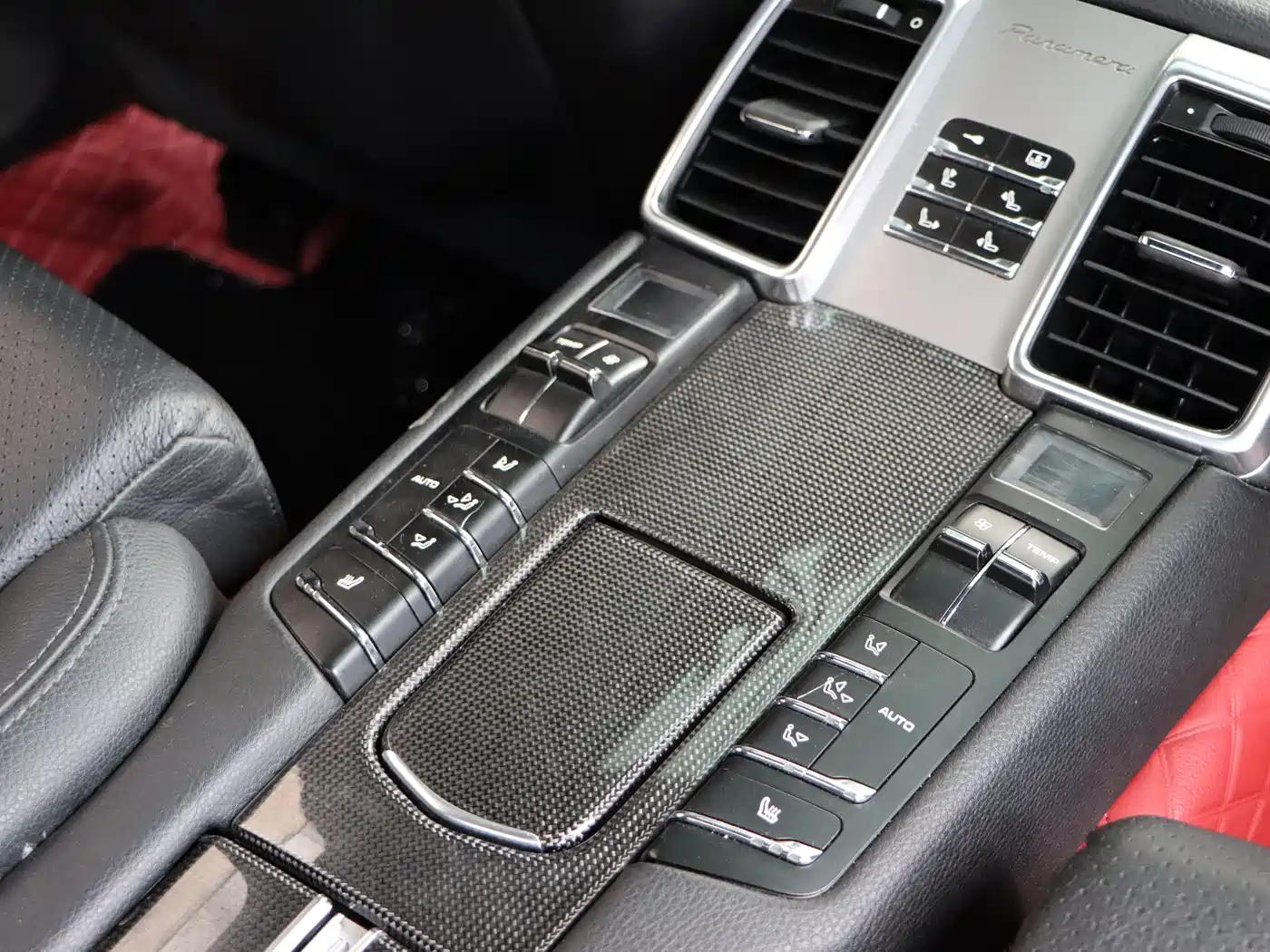 Porsche Panamera 2010 Model Panamera S 4.8L фото 15