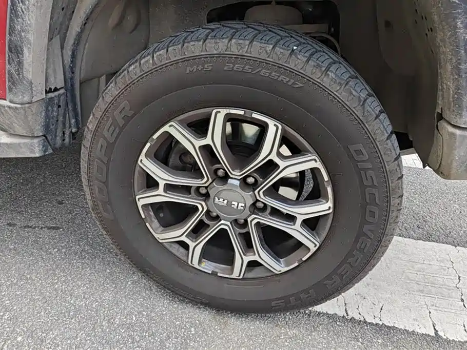 BEIJING OFF-ROAD BJ40