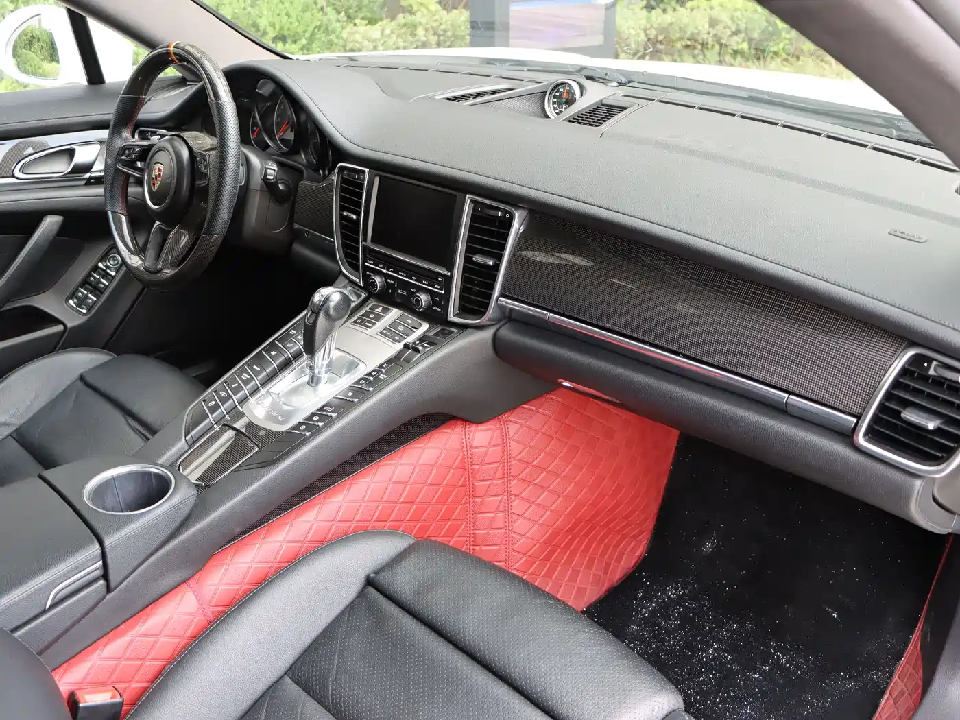Porsche Panamera 2010 Model Panamera S 4.8L фото 25