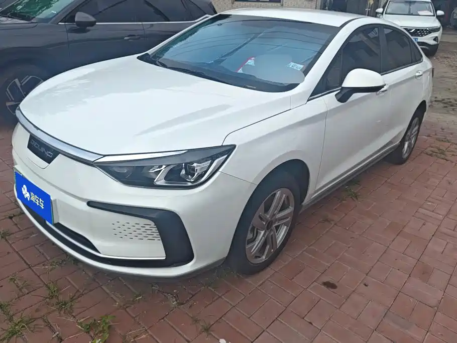 BAIC Beijing EU5 2025 2025 Hongtu Standard Edition