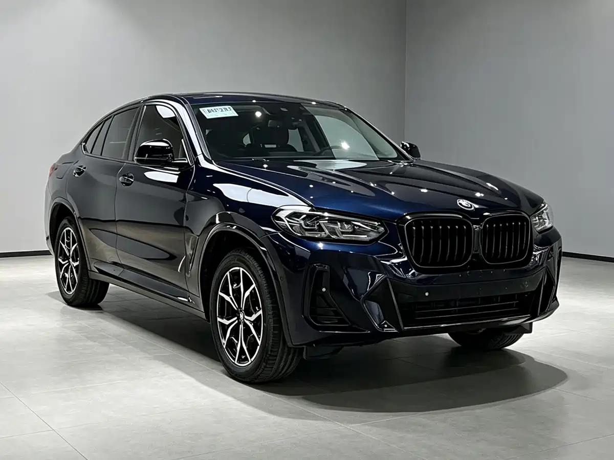 Photo 2 - BMW X4