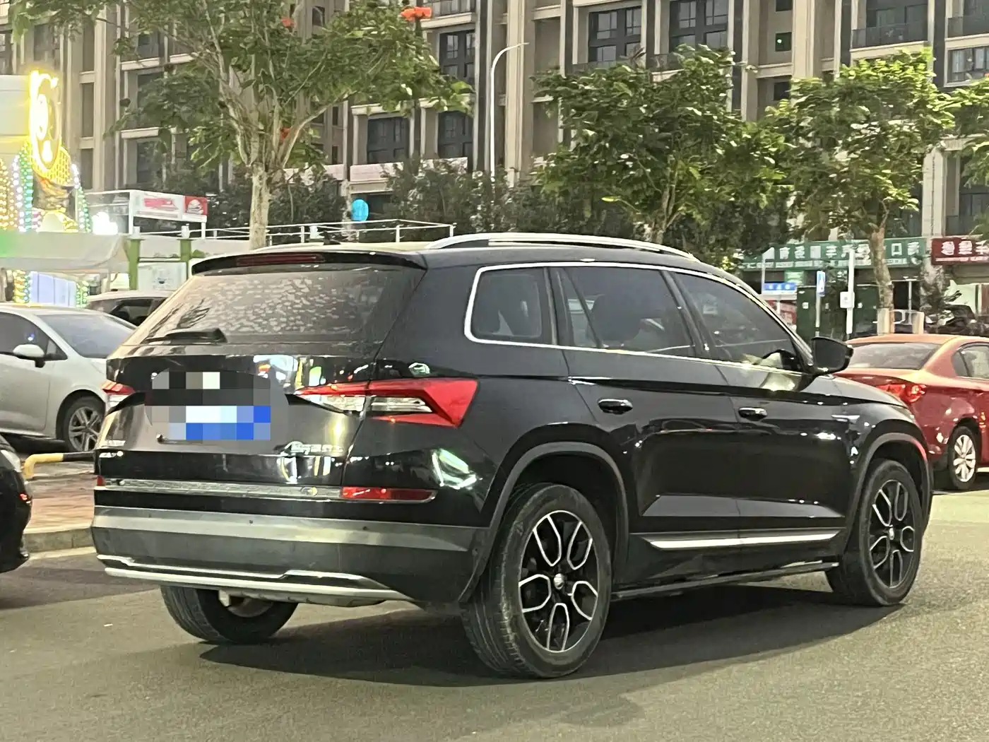 Škoda Kodiaq 2020 TSI330 5-Seater 2WD Luxury Premium Edition фото 16