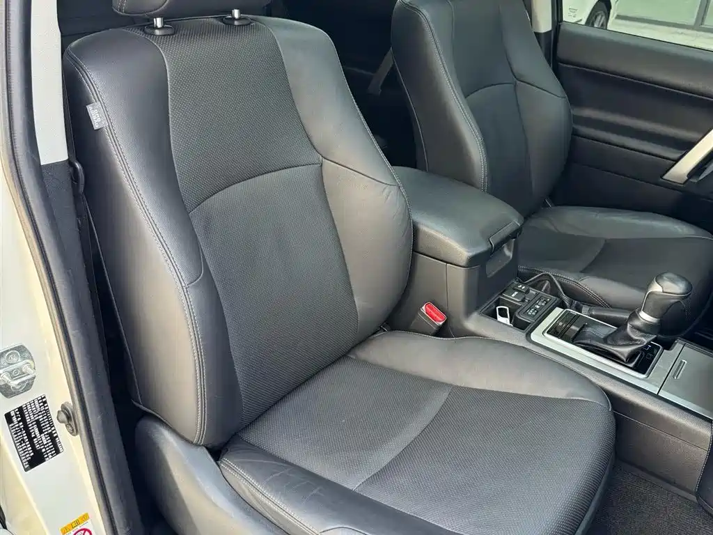 Toyota Prado 2018 3.5L Automatic TX-L Rear-mounted Spare Tire фото 14