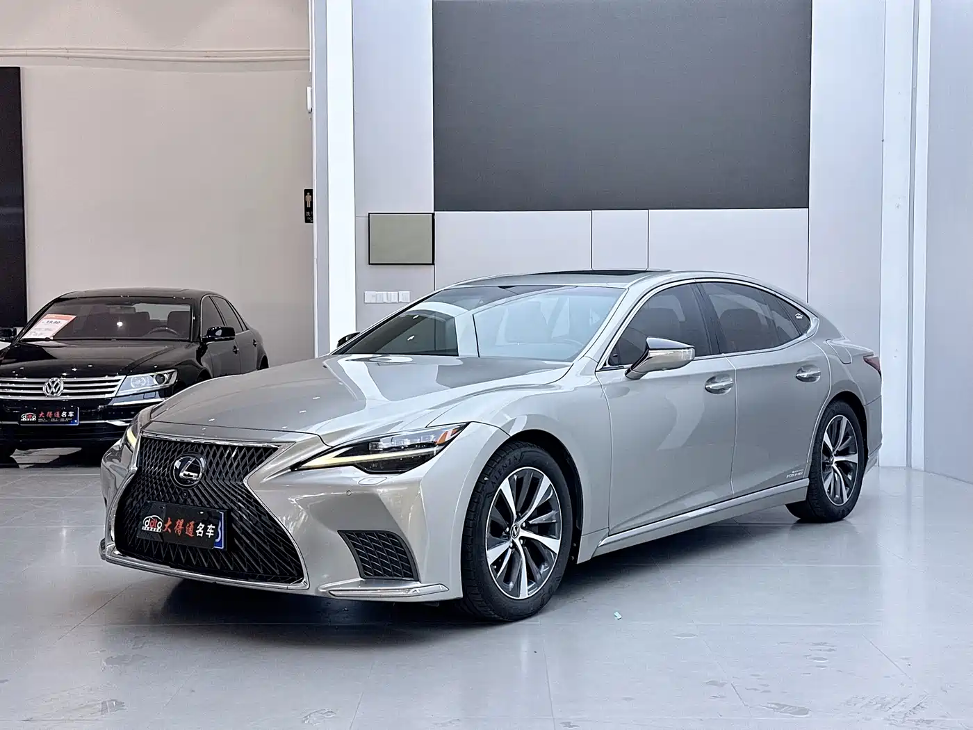 Lexus LS 2022 2021 500h Excellence Edition