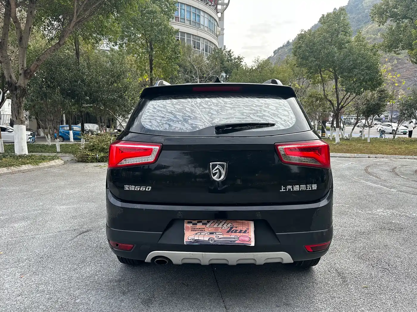 Baojun 560 2016 2015 1.8L Manual Luxury