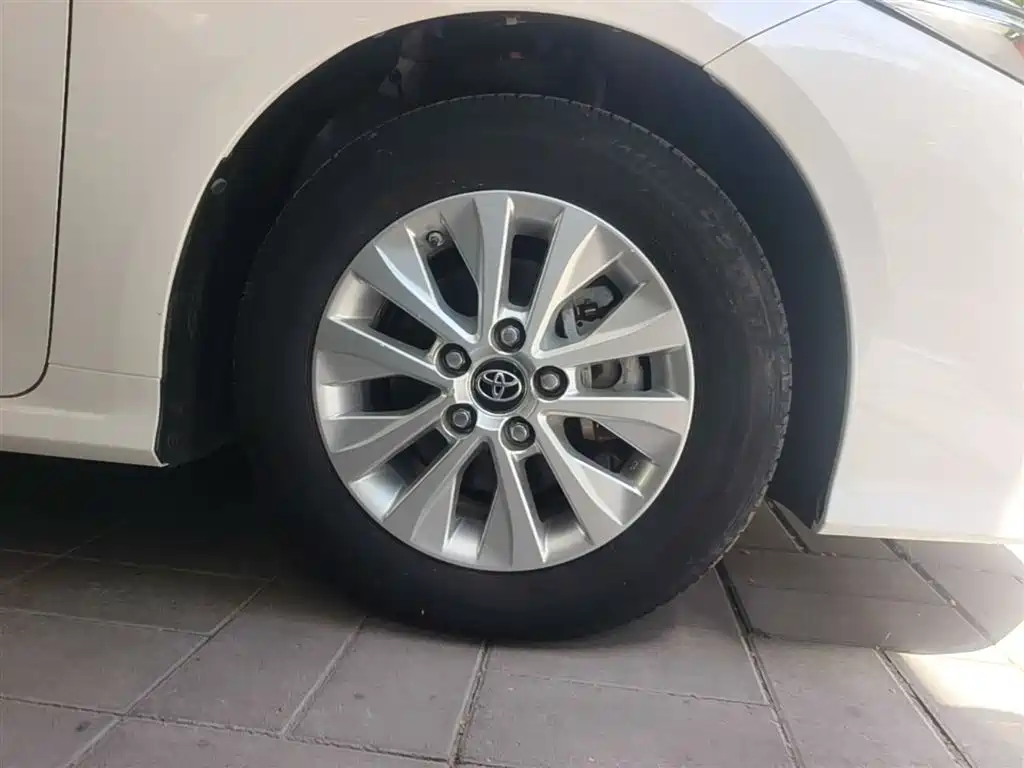 Toyota Corolla 2021 TNGA 1.5L CVT Pioneer Edition фото 14