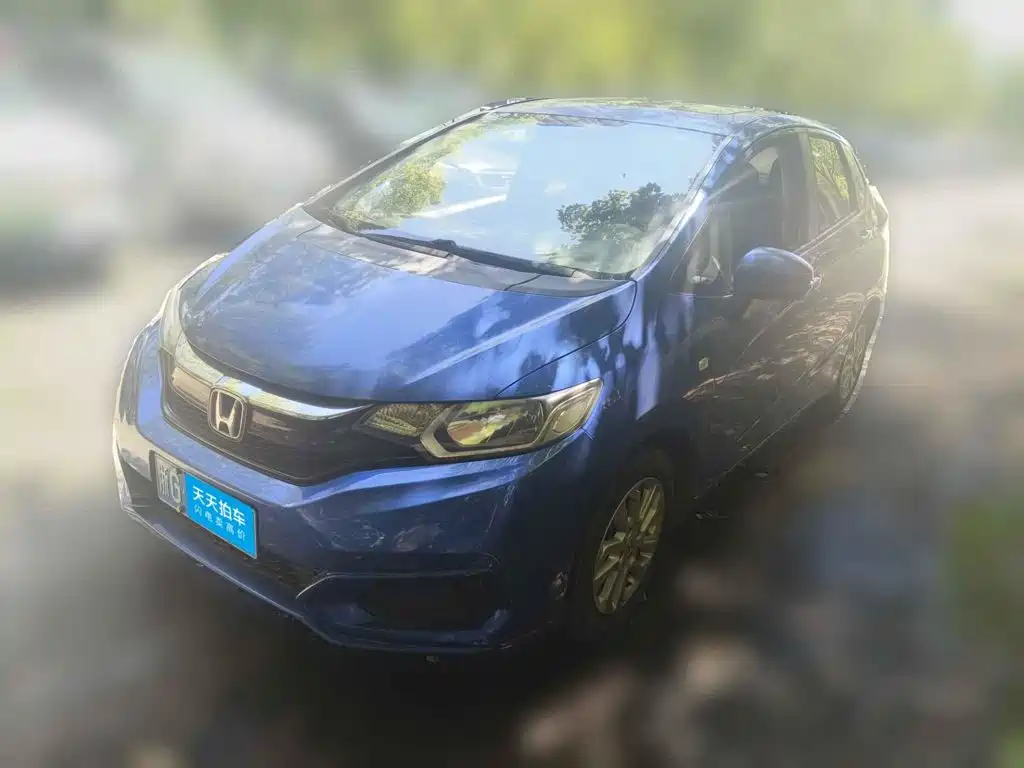 Honda Fit 2018 1.5L CVT Comfort Sunroof Edition