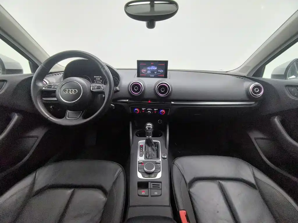 Фото 5 - Audi A3