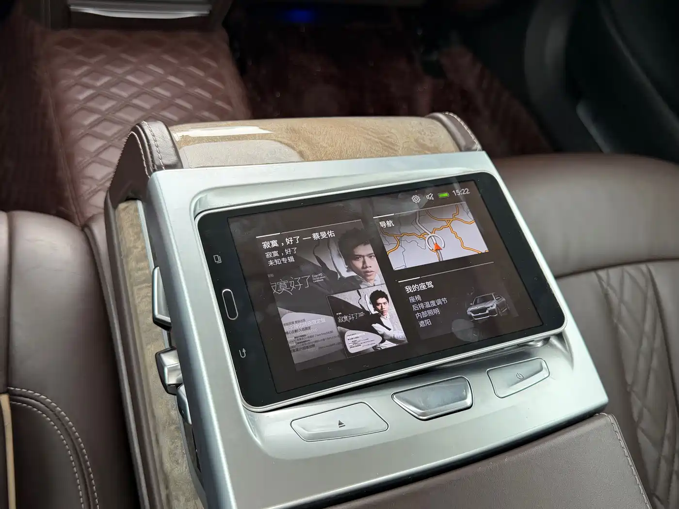 BMW 7 Series 2019 740Li Leading Luxury Package фото 16