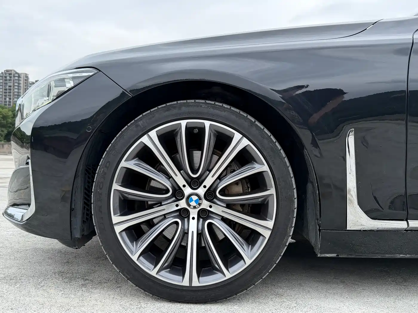 BMW 7 Series 2019 740Li Leading Luxury Package фото 9