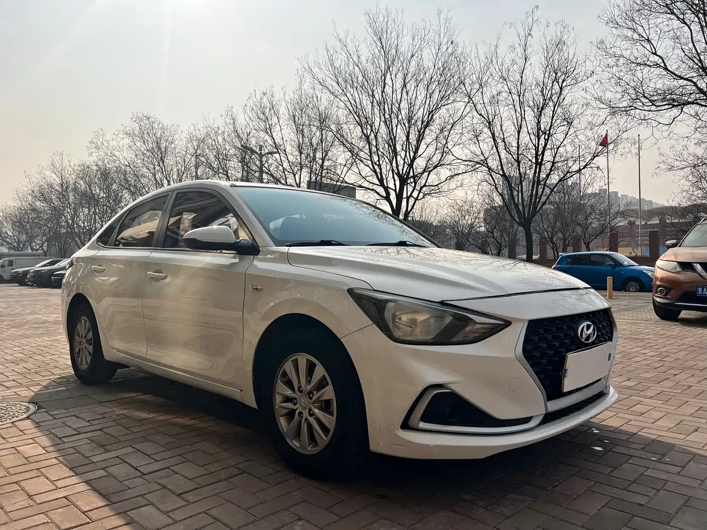 HYUNDAI YUEDONG
