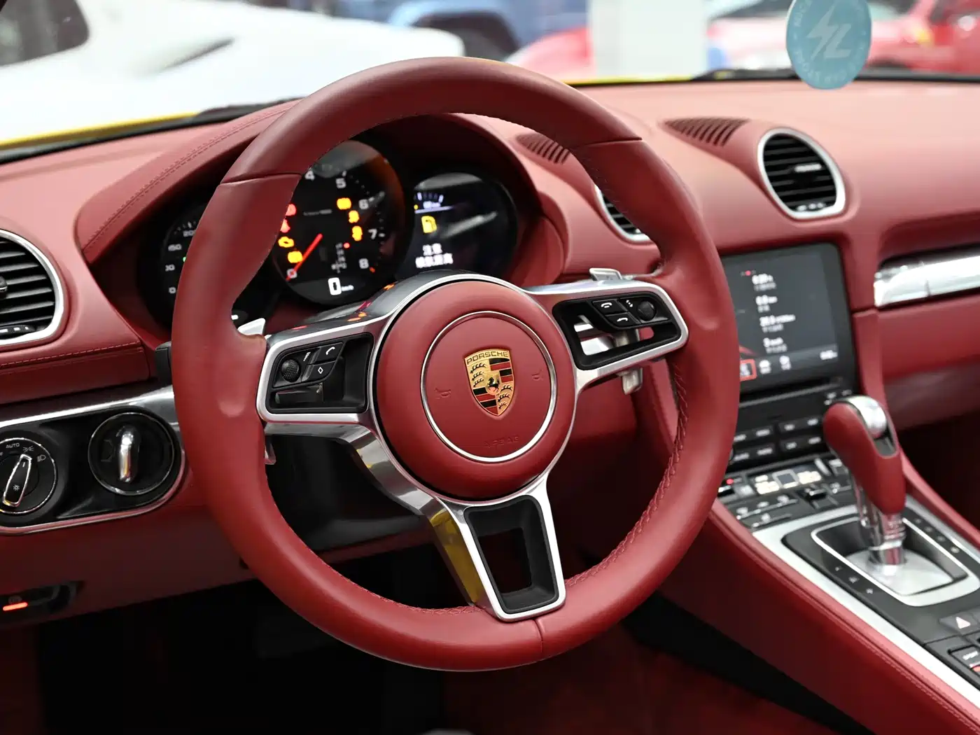 Porsche 718 2022 Boxster 2.0T фото 12