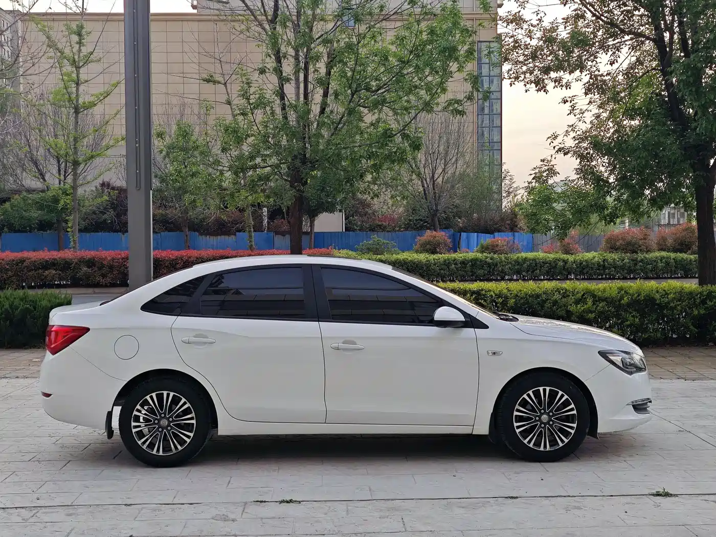 Buick Excelle 2017 15N Automatic Luxury фото 4