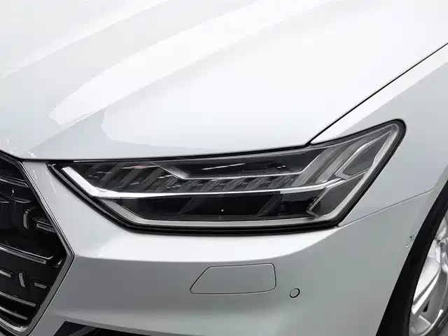 Audi A7L 2024 45TFSI quattro S-line Vision Edition Crystal Package — фото 5