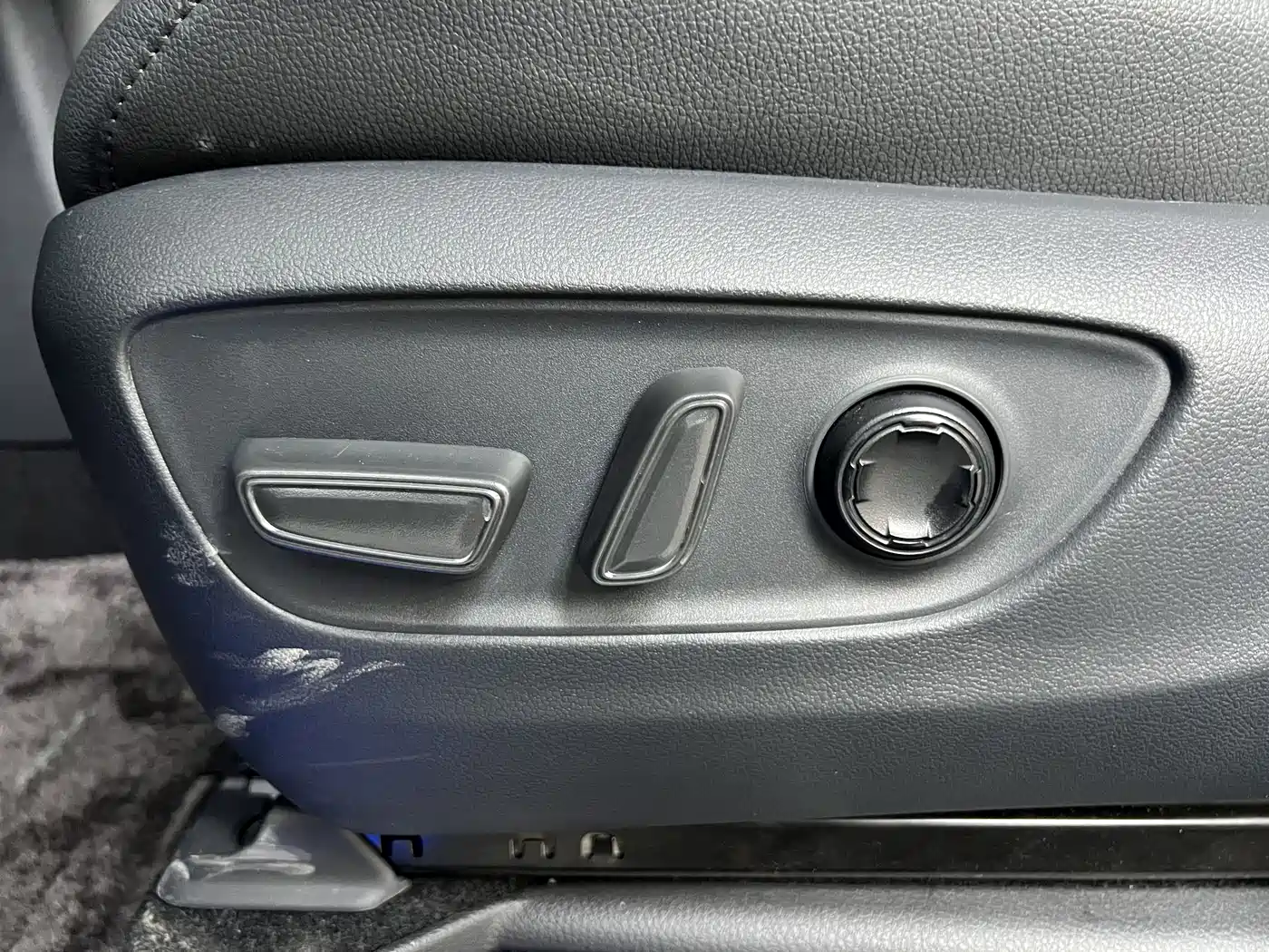 Toyota Sienna 2021 2.5L Hybrid Platinum Edition фото 15
