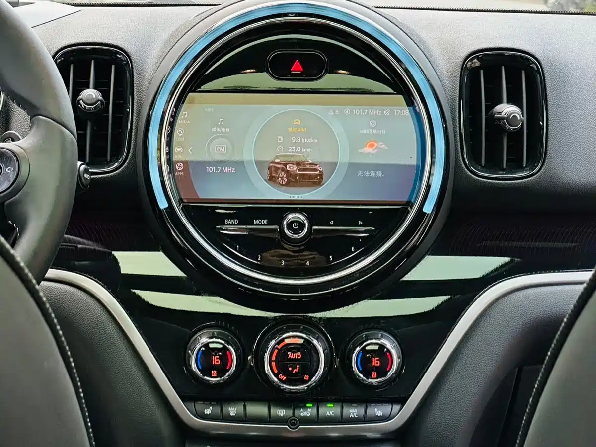 MINI JCW COUNTRYMAN 2023 Facelift 2.0T JOHN COOPER WORKS фото 15