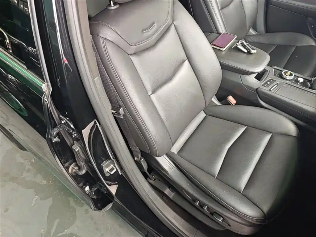 Cadillac XT5 2022 2.0T 4WD Luxury фото 20