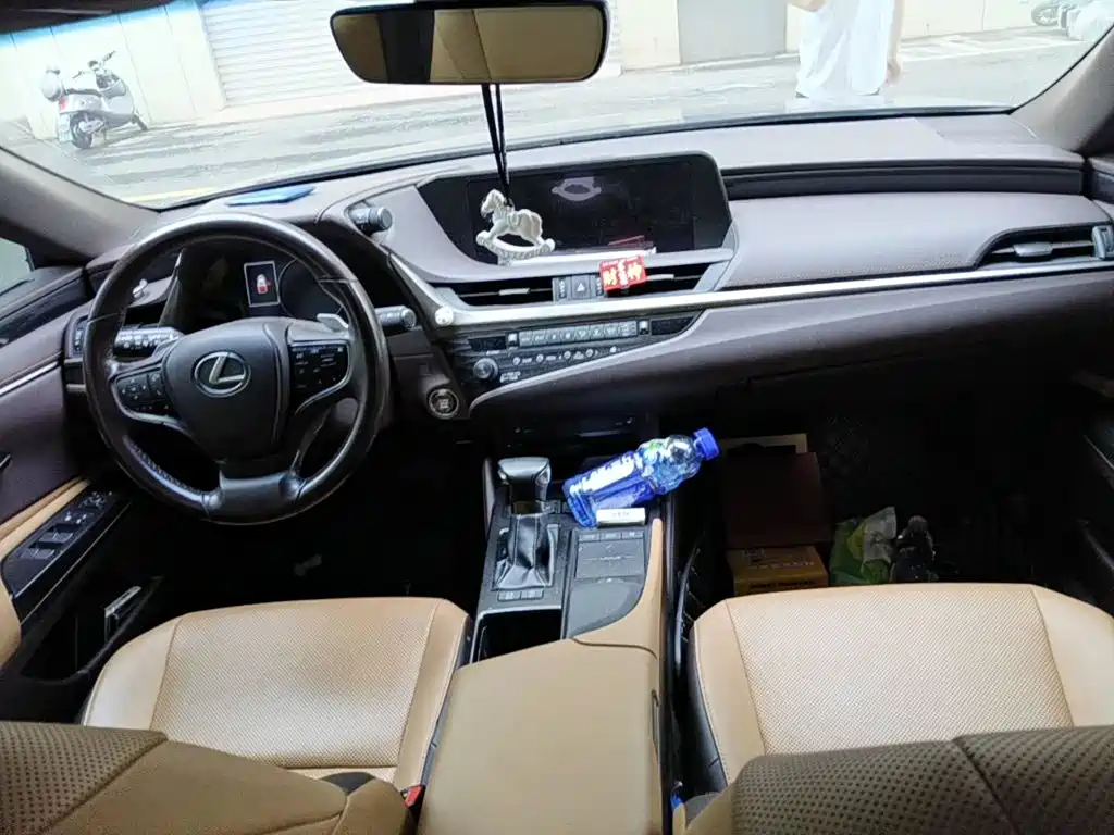 Lexus ES, миниатюра 12