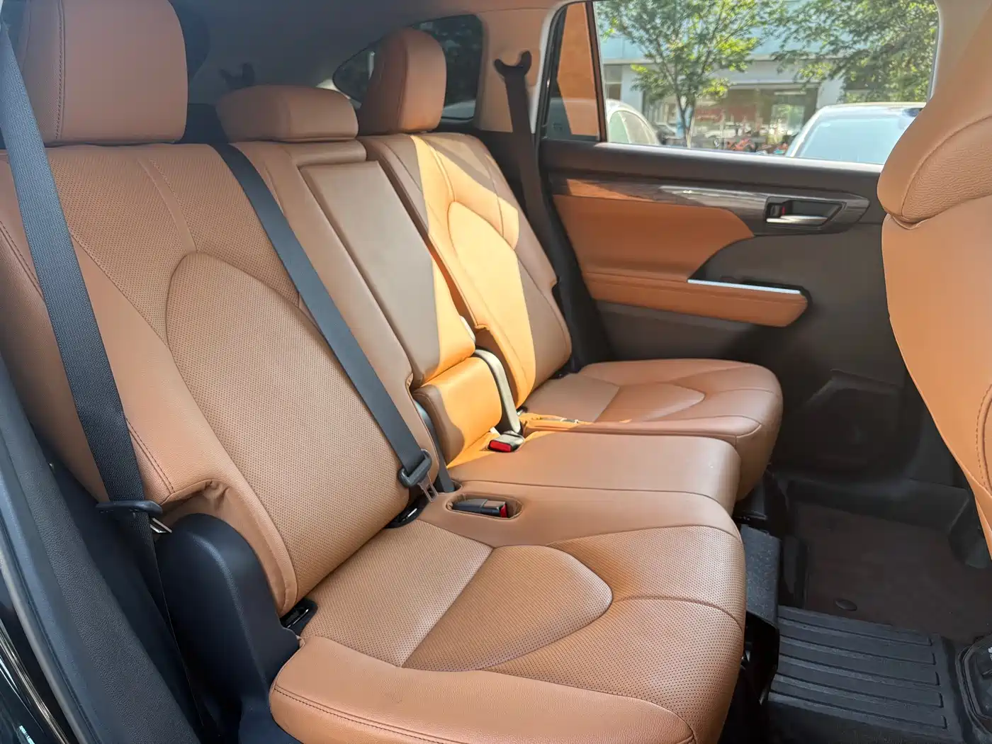 Toyota Highlander 2022 380T All-Wheel Drive Ultimate 7-Seater фото 7