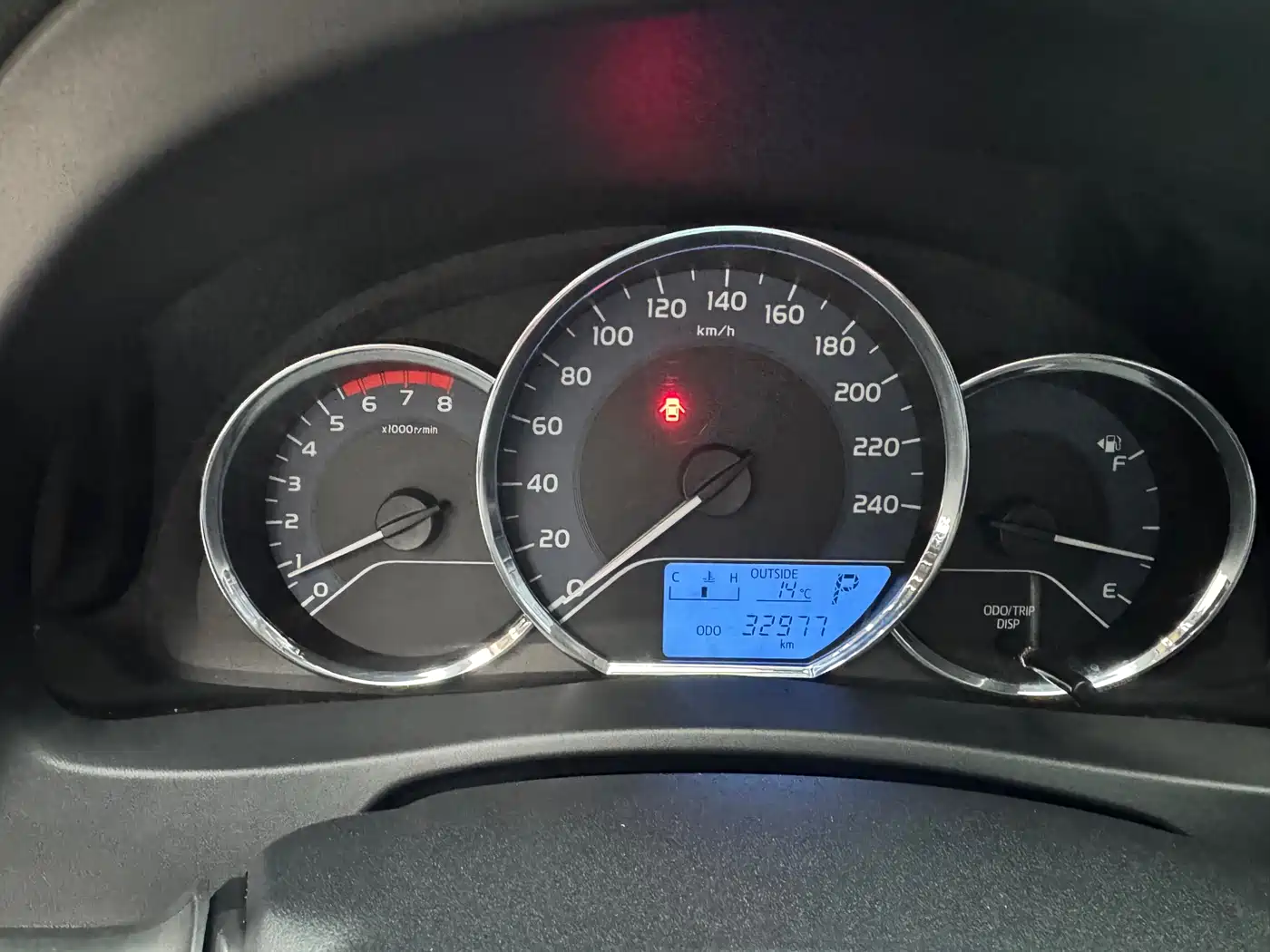 Toyota Corolla 2017 Facelift 1.2T S-CVT GL фото 15