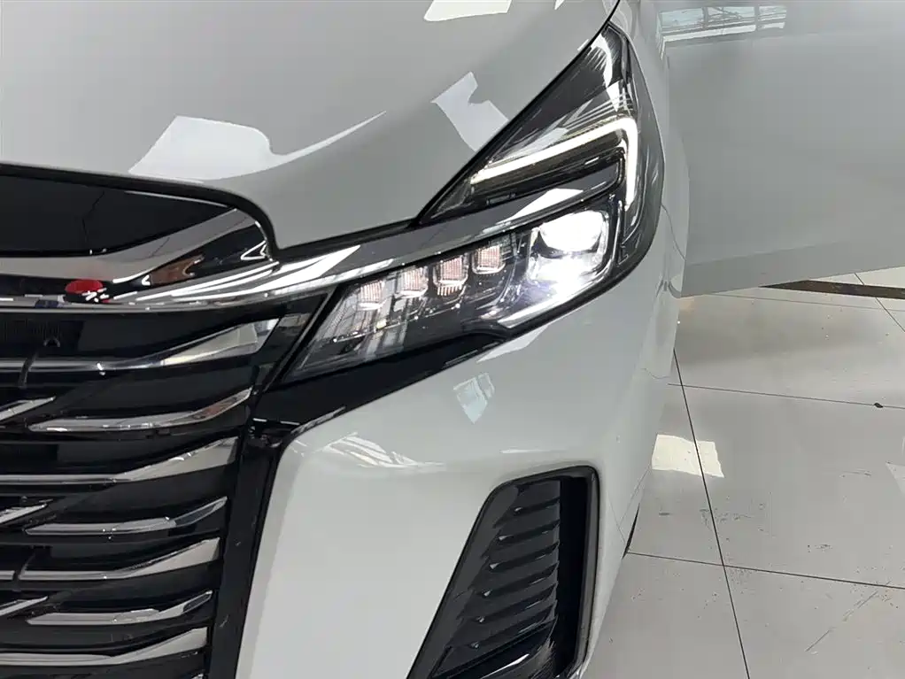 Buick GL8 2023 Facelift Land Business Class Luxury фото 15