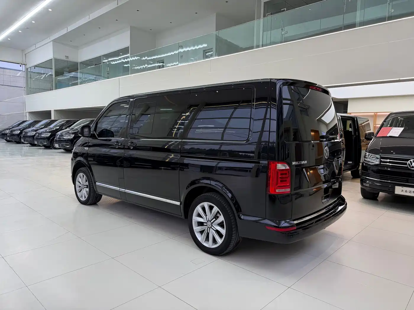 Volkswagen Multivan 2019 2017 70 Years of the Bulli Special Edition