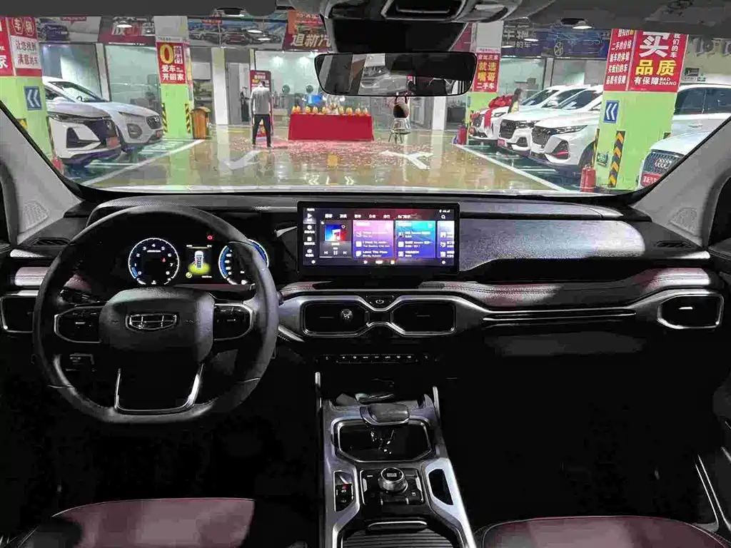 2022 Geely Okavango