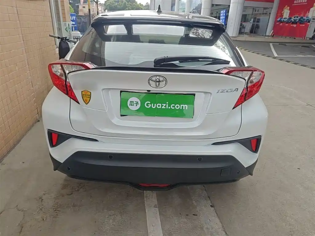 Toyota IZOA 2021 2.0L Yixing Edition фото 6