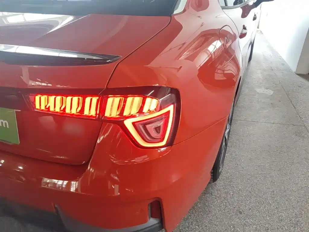Lynk & Co 03 2018 1.5TD DCT Sport (China V) фото 8