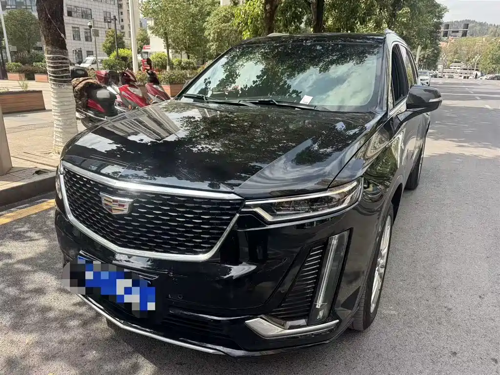 Cadillac XT6 2022 2.0T 6-Seater 4WD Luxury Edition фото 2