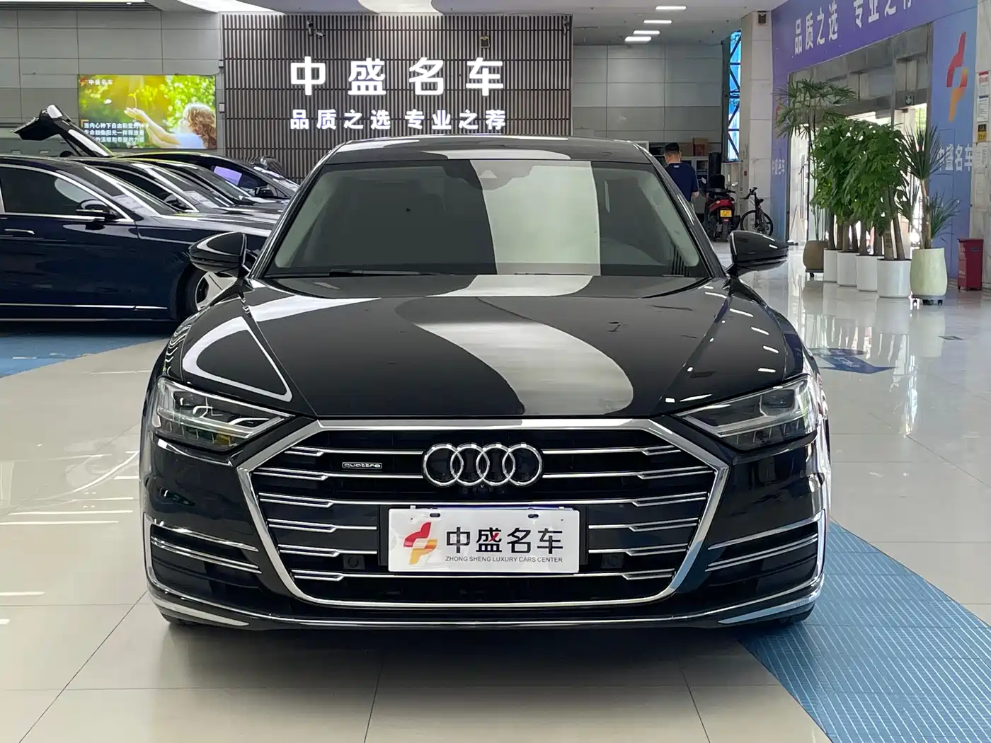 Audi A8 2021 A8L 50 TFSI quattro Luxury фото 2