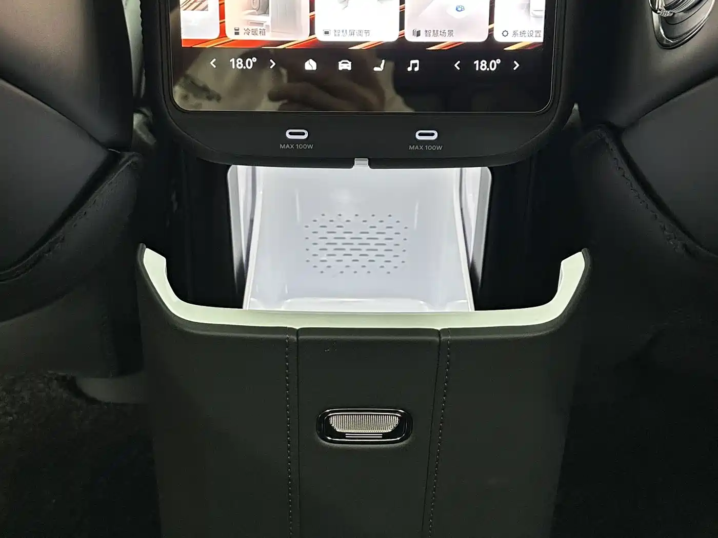 ZEEKR 8X 2026